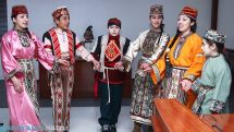 Armenia introduces pilot project to make national song and dance as school subject