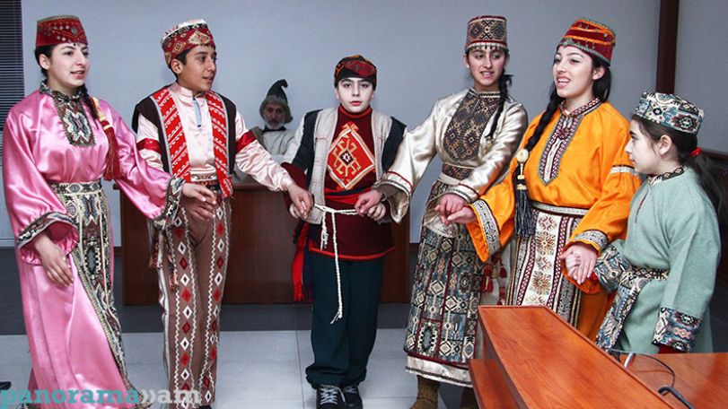 Armenia introduces pilot project to make national song and dance as school subject