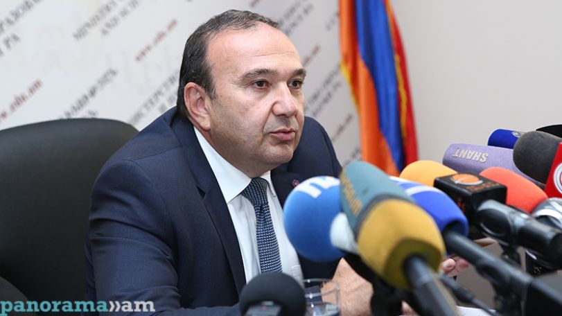 «Նման հանձնարարական չի եղել». ԿԳ նախարարը՝ ռուսերենի շուրջ աղմուկի մասին