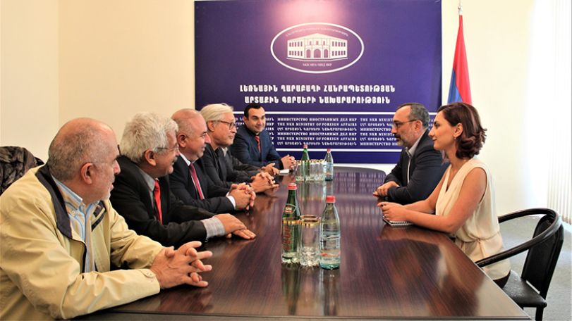 Artsakh FM received intellectuals from Turkey
