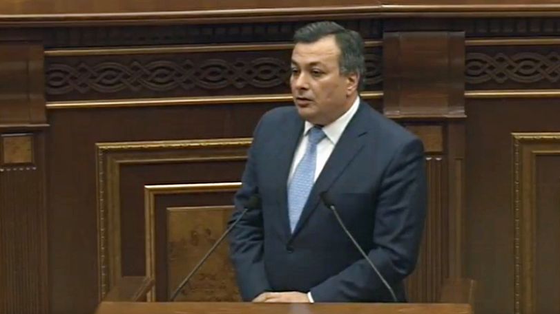Глава Минкультуры Армении Армен Амирян: Моя дальнейшая деятельность зависит не от президента Сержа Саргсяна, а от общества