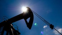 Мировые цены на нефть в четверг утром снижаются