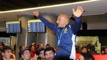 World veteran champion gets a warm welcome home at Yerevan airport