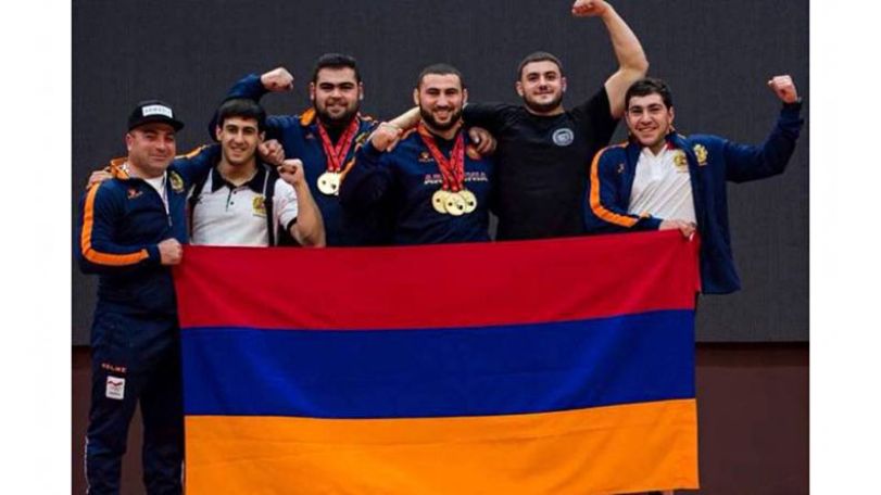 Ծանրամարտի երիտասարդական  հավաքականն  առաջնությունից վերադարձել է 32 մեդալով