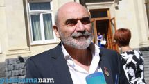 Народный артист Армении М.Погосян удостоился награды на фестивале кинокомедии «Улыбнись, Россия!»
