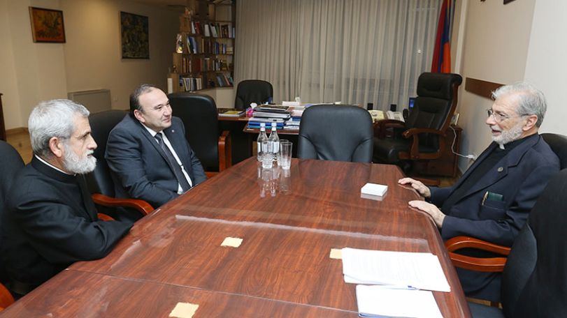ԿԳՆ-ում քննարկել են Հայաստանում արևմտահայերենի զարգացման հարցեր
