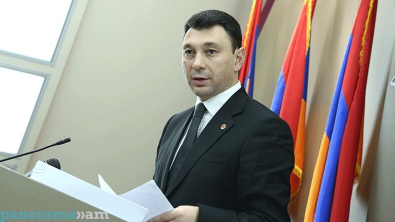 Նժդեհը ֆաշիզմին այնքան է մոտ, ինչքան Հիտլերը՝ մարդասիրությանը. Շարմազանով