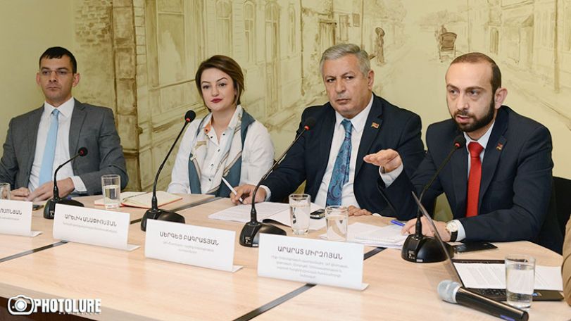 «Փող կա ոստիկանության համար նոր ջրցաններ, մահակներ առնելու, բայց կրթության համար փող չկա՞». քննարկում