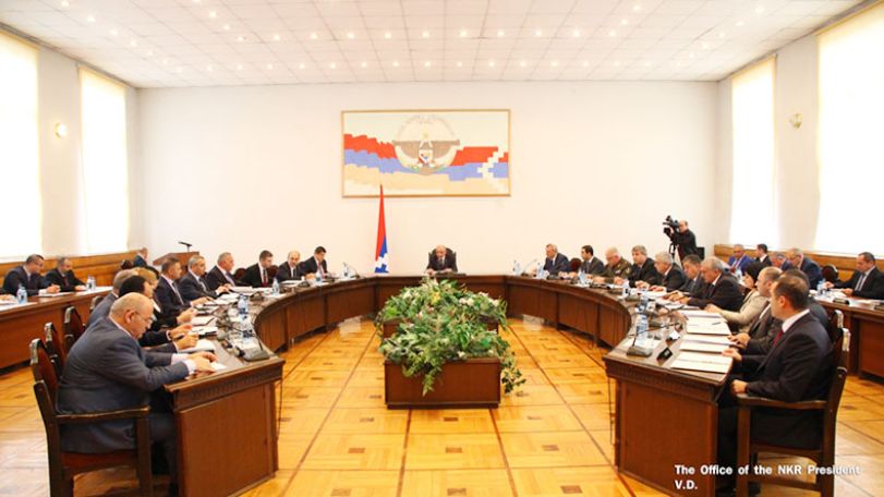 Artsakh president chairs meeting on 2018 draft state budget
