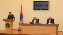 Стабильный экономический рост и благоприятная бизнес-среда: в Арцахе обсуждают проект госбюджета на 2018 год