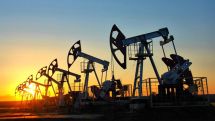 Мировые цены на нефть повышаются в понедельник