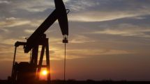 World oil prices up