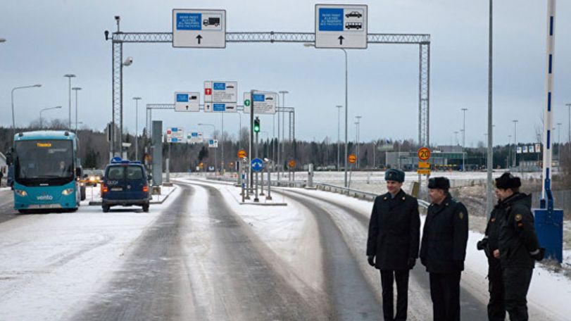 На территорию России прорвался автобус из Финляндии