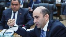 Депутат Эдмон Марукян попросил премьера Армении Карена Карапетяна разобраться с нечестной конкуренцией на КПП «Баграташен»