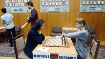 Мария Курсова и Анна Саркисян продолжают лидировать на женском чемпионате Армении по шахматам
