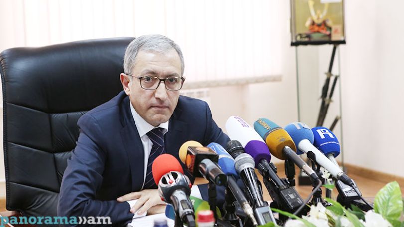 Глава Минэнерго Армении Ашот Манукян подал в отставку на фоне публикаций прессы о его переходе на работу в «Ташир Груп»