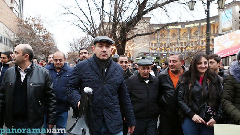 Opposition carries out rally in Yerevan against price hike