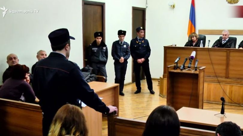 Экс-командующий Армией обороны НКР Самвел Бабаян потребовал от Апелляционного суда Армении отвода прокурора