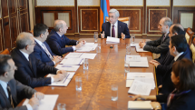 Президент Серж Саргсян поставил перед КРОУ Армении задачу: адекватно реагировать на программы развития экономики