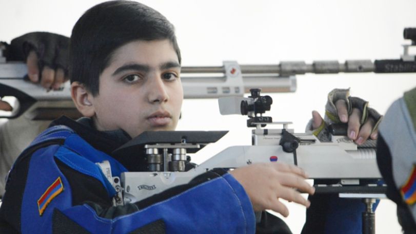 Shooter Hayk Babayan qualified for 2018 Junior Olympic Games