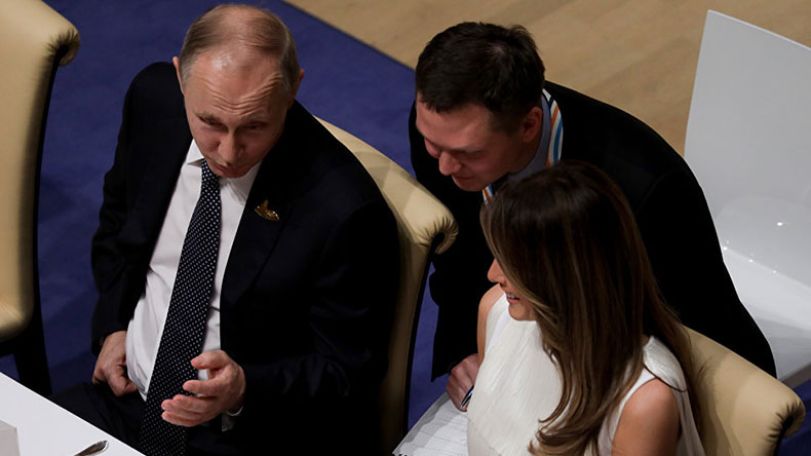 «Приврал немножко» о рыбалке: Путин рассказал о разговоре с первой леди США Меланьей Трамп