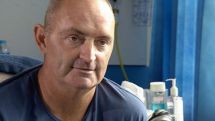 Surgeons carry out first European keyhole kidney transplant