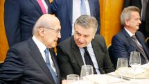 Премьер Армении Карен Карапетян обсудил с главами банков Ливана укрепление двусторонних бизнес-связей