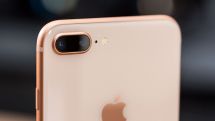 Компания Apple приостановила производство iPhone