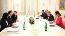 Karen Karapetyan discusses Armenia's digital agenda with Microsoft's General Manager in CIS Region