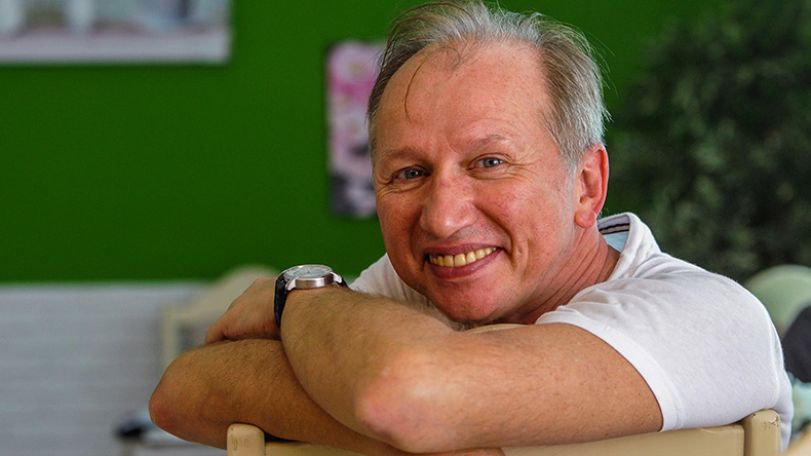 «Какой вы француз! Вы же армянин»: российский актер рассказал, как познакомился со своим кумиром – Шарлем Азнавуром