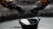 Цены на нефть эталонных марок снижаются в ходе торгов в среду