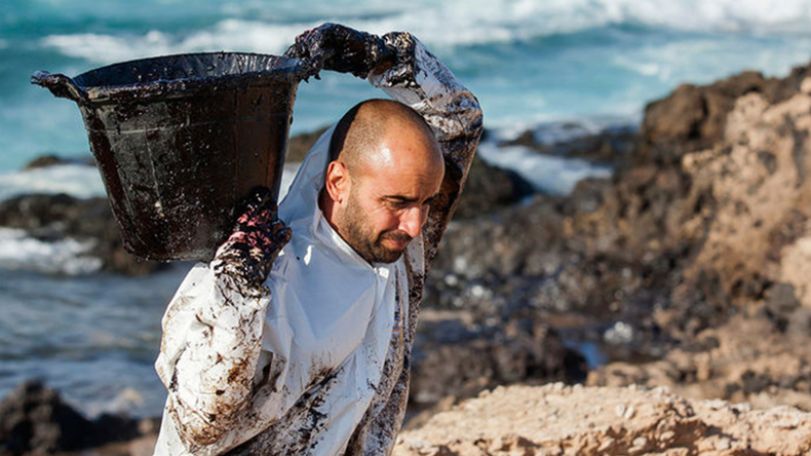 Цены на нефть эталонных марок слабо снижаются в ходе торгов в пятницу