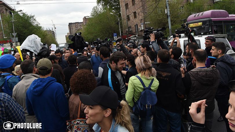 Yerevan protests: Ombudsman’s staff continues visits to police divisions