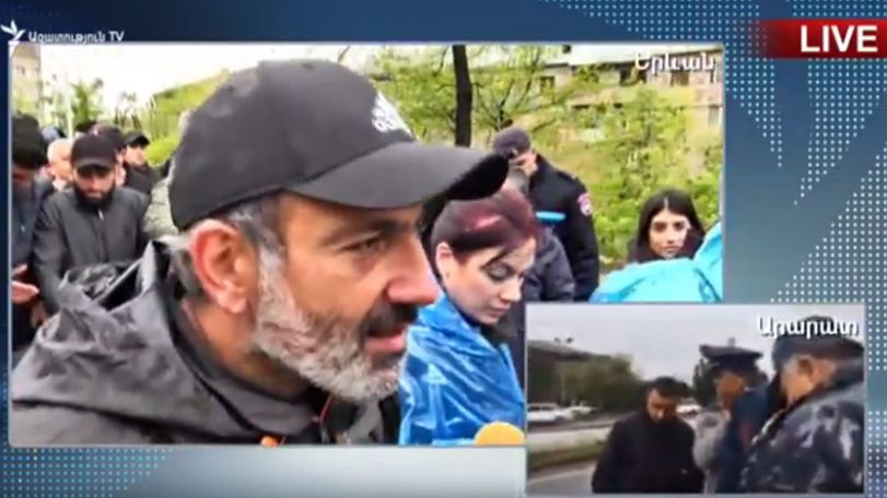 Лидер митингов в Ереване Никол Пашинян категорически отказался от диалога с властями