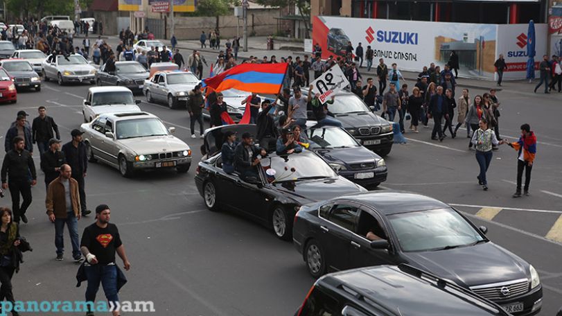 Police pull over 18 vehicles without licences plates in Armenia’s capital