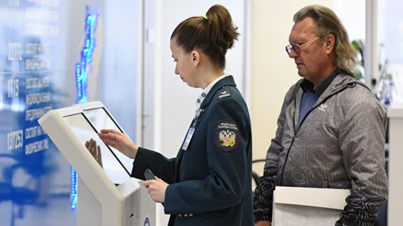 В России хотят ввести в налоговое поле репетиторов, нянечек и домработниц