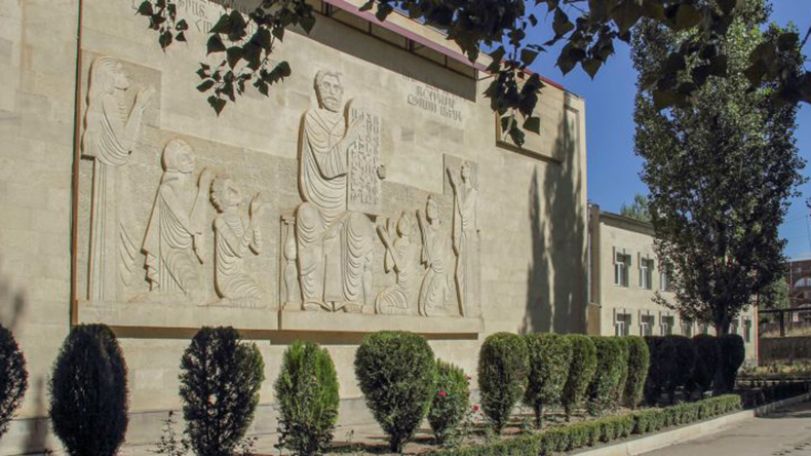 Գյումրիում պահանջում են ՇՊՀ ռեկտորի հրաժարականը
