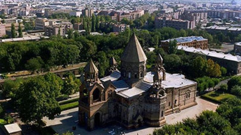 Էջմիածինը տոնում է իր 2699-ամյակը
