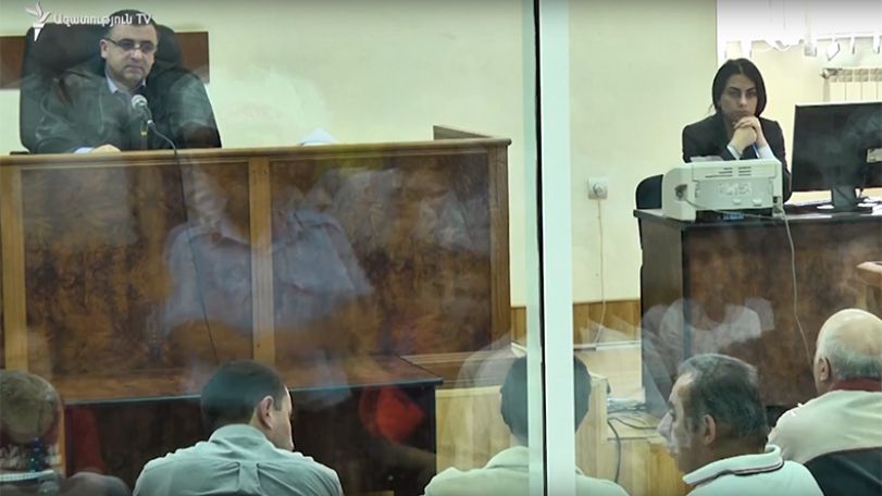 Скандальный процесс по делу группы «Сасна црер» в Ереване: адвокаты демонстративно покинули зал суда