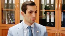 Ինչու է Երևանի ավագանին հապաղում հրաժարվել քաղաքապետից