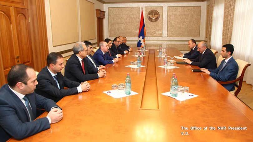 Artsakh leader hosts delegation of Armenia’s Public Services Regulatory Commission