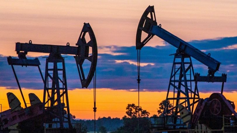 Нефть в четверг возобновила снижение из-за разногласий среди участников ОПЕК
