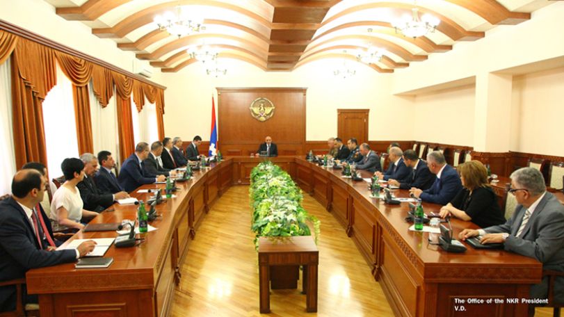 Բակո Սահակյանը խորհրդակցություն է հրավիրել