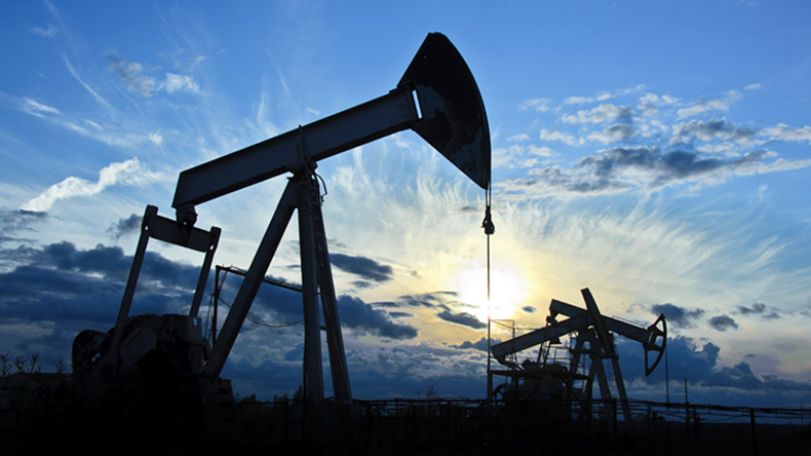 Цены на нефть опускаются в ожидании новых сигналов от нефтедобывающих государств