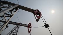 Мировые цены на нефть растут во вторник утром