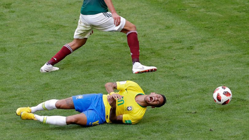 ԶԼՄ-ները հաշվել են, թե Նեյմարն ինչքան է պառկել խոտածածկի վրա
