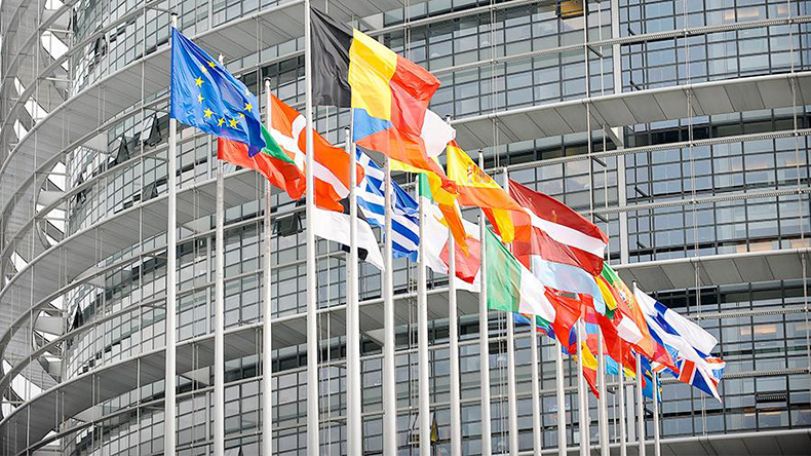 EU extends sanctions on Russia to January 2019
