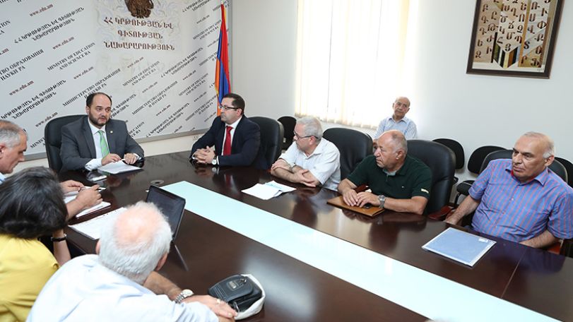 Բարձրագույն կրթության ոլորտը տարեցտարի նահանջ է ապրում. Արայիկ Հարությունյան
