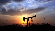 Мировые цены на нефть в пятницу утром не демонстрируют единой динамики