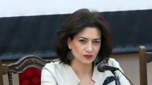 Աննա Հակոբյան.  Ադրբեջանում գտնվող Կարեն Ղազարյանին փոխանցվել է մոր նամակը